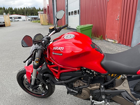 Ducati Monster 821 1.951 Mil/Bra skick/800:-/mån Frakt -15 6 of 15