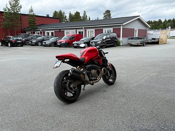 Ducati Monster 821 1.951 Mil/Bra skick/800:-/mån Frakt -15 13 of 15