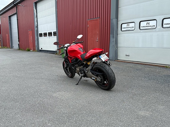 Ducati Monster 821 1.951 Mil/Bra skick/800:-/mån Frakt -15 12 of 15