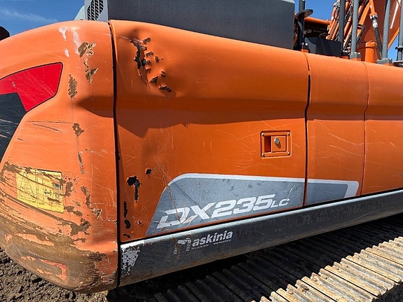 Doosan DX 235 LC-5 8 of 22