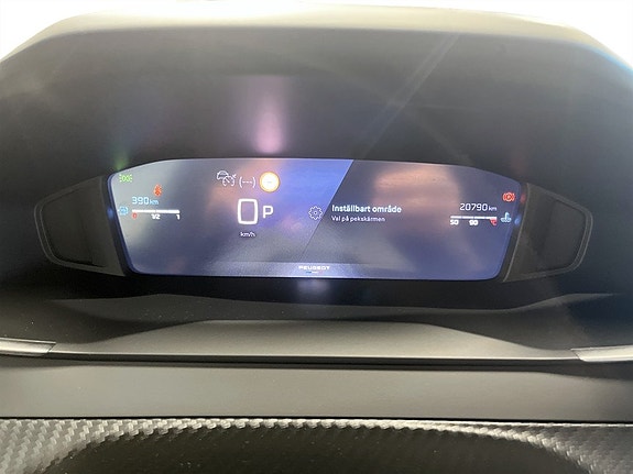 Peugeot 2008 8 of 15