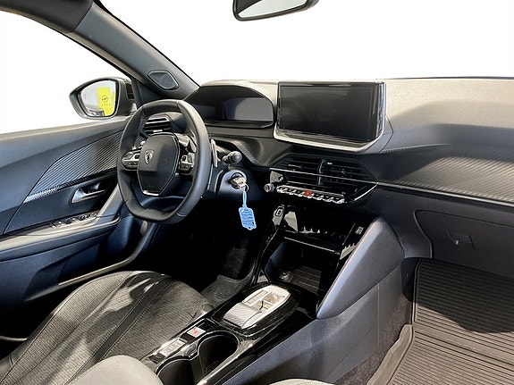 Peugeot 2008 11 of 15
