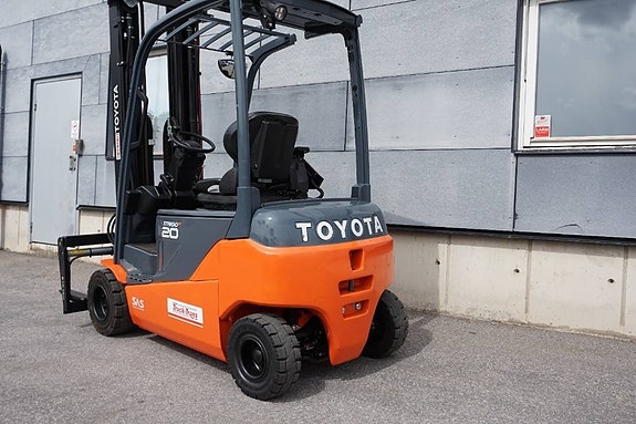 Toyota 8FBM20T 2 of 8