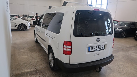 Volkswagen Caddy Maxi 7 of 16