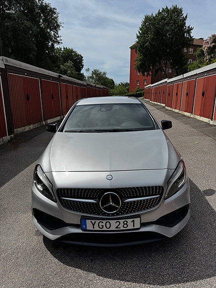 Mercedes-Benz A180 5 of 5