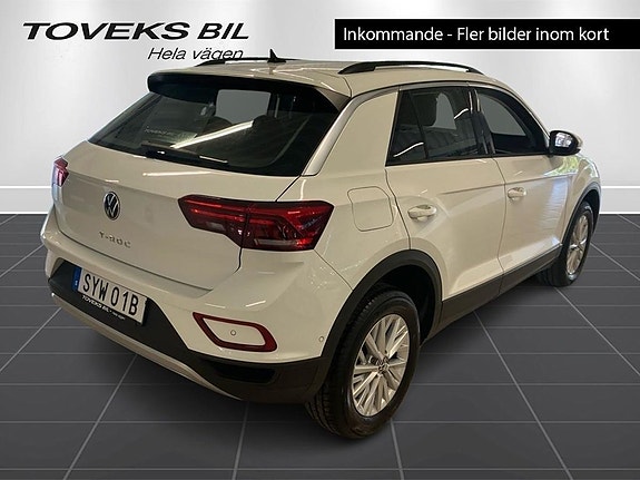 Volkswagen T-Roc 3 of 5