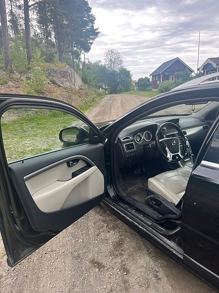 Volvo V70 5 of 5