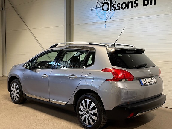 Peugeot 2008 4 of 5