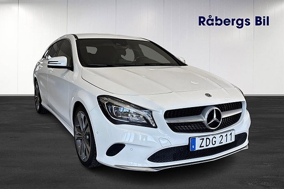 Mercedes-Benz CLA200 3 of 5