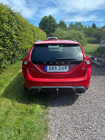 Volvo V60 3 of 5