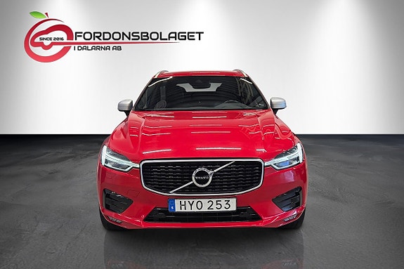 Volvo XC60 2 of 5
