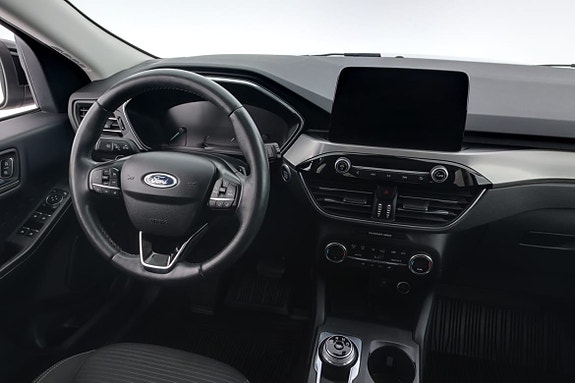 Ford Kuga 8 of 15