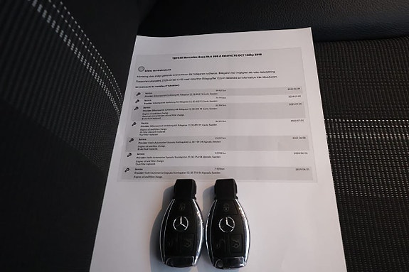 Mercedes-Benz GLA180 d 12 of 17