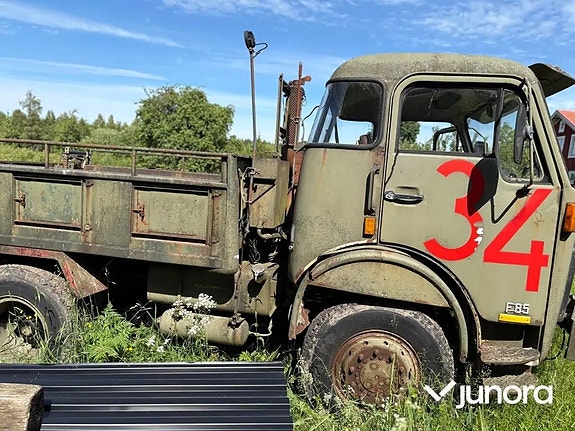 Veteranlastbil  - Volvo F85 + verktygsvagn 2 6 of 30