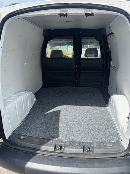 Volkswagen Caddy 13 of 16