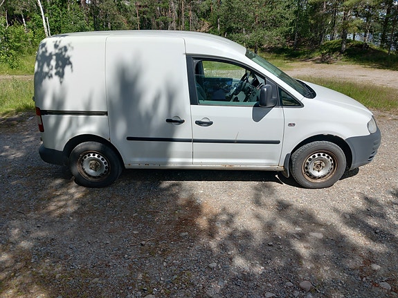 Volkswagen Caddy 3 of 5
