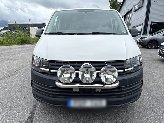 Transportbil VOLKSWAGEN Transporter T6 2.0 TDI 2 of 5