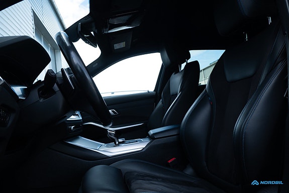 BMW 330e 8 of 24