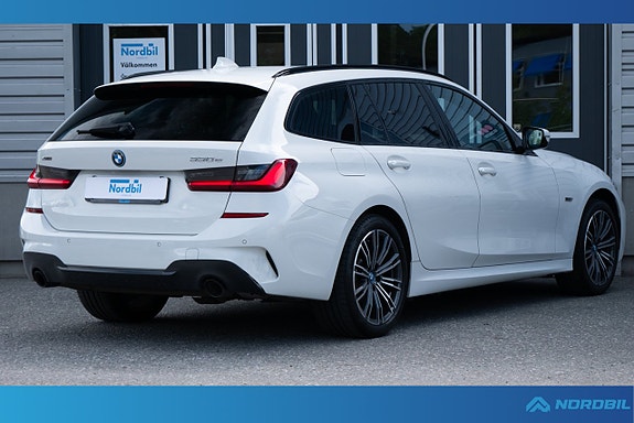 BMW 330e 2 of 5