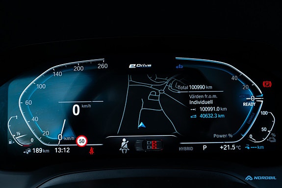 BMW 330e 18 of 24