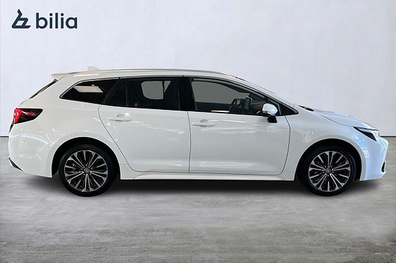 Toyota Corolla 18 of 21