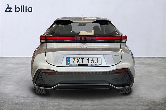 Toyota C-HR 5 of 5