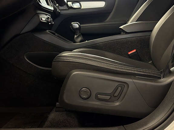 Volvo XC40 22 of 27