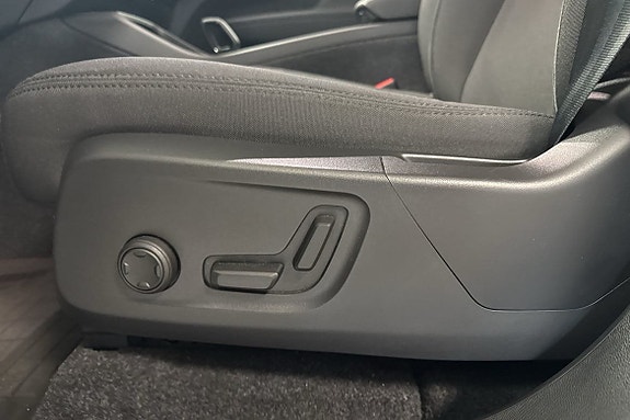 Volvo EX40 8 of 10