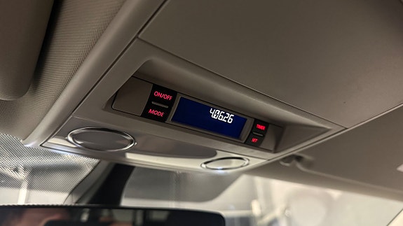 Volkswagen Caravelle 24 of 30
