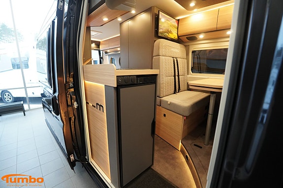 Malibu Van 640 LE RB first class ? two rooms GT skyview, Dieselpanna, 4000k 3 of 21
