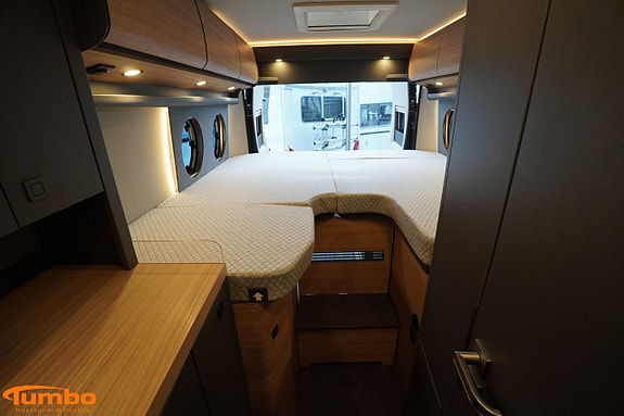 Malibu Van 640 LE RB first class ? two rooms GT skyview, Dieselpanna, 4000k 11 of 21