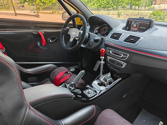 Renault Megane 21 of 30