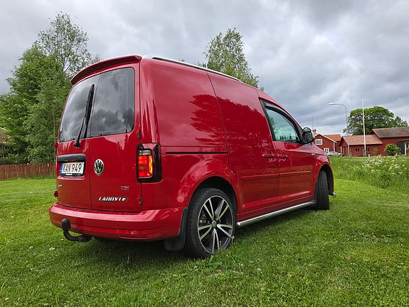 Volkswagen Caddy 5 of 5