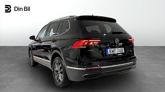 Volkswagen Tiguan Allspace 3 of 5