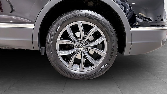 Volkswagen Tiguan Allspace 6 of 22