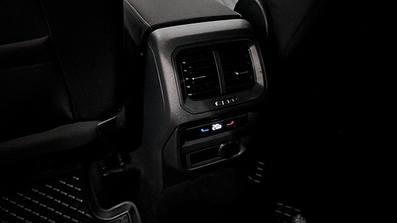 Volkswagen Tiguan Allspace 16 of 22