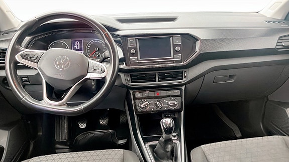 Volkswagen T-Cross 10 of 13