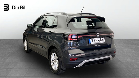 Volkswagen T-Cross 3 of 13