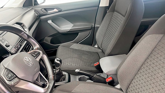 Volkswagen T-Cross 8 of 13