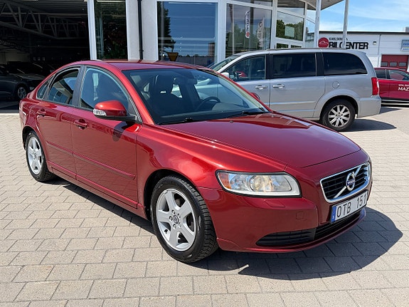 Volvo S40 14 of 30