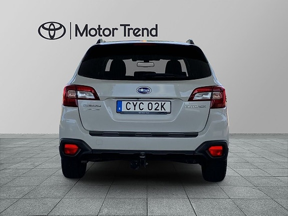 Subaru Outback 4 of 5