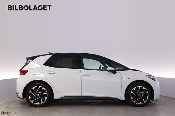 Volkswagen ID.3 2 of 5