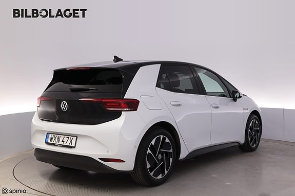Volkswagen ID.3 3 of 5