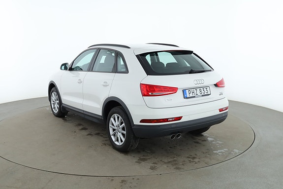 Audi Q3 3 of 5