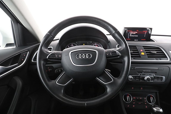 Audi Q3 17 of 30