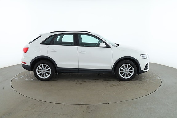 Audi Q3 6 of 30
