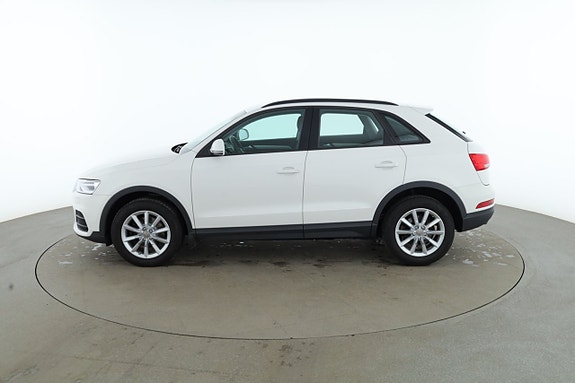 Audi Q3 2 of 5