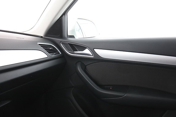 Audi Q3 30 of 30