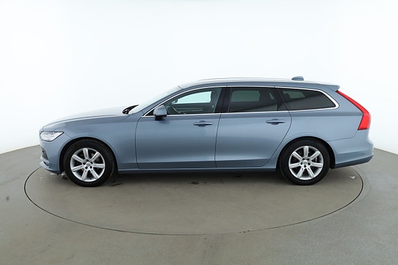Volvo V90 2 of 5
