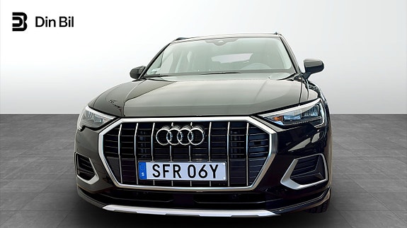 Audi Q3 4 of 5